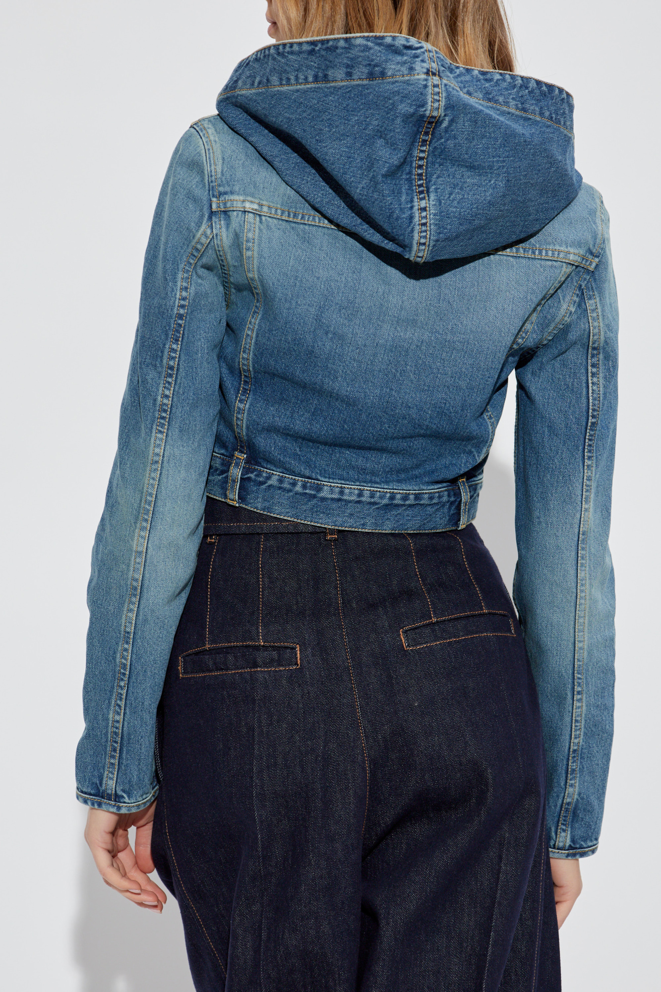 ★人気★ALAIA アライア DENIM HOODED JACKET AA9V0421T536A ☆人気☆ALAIA アライア DENIM HOODED JACKET AA9V0421T536A
